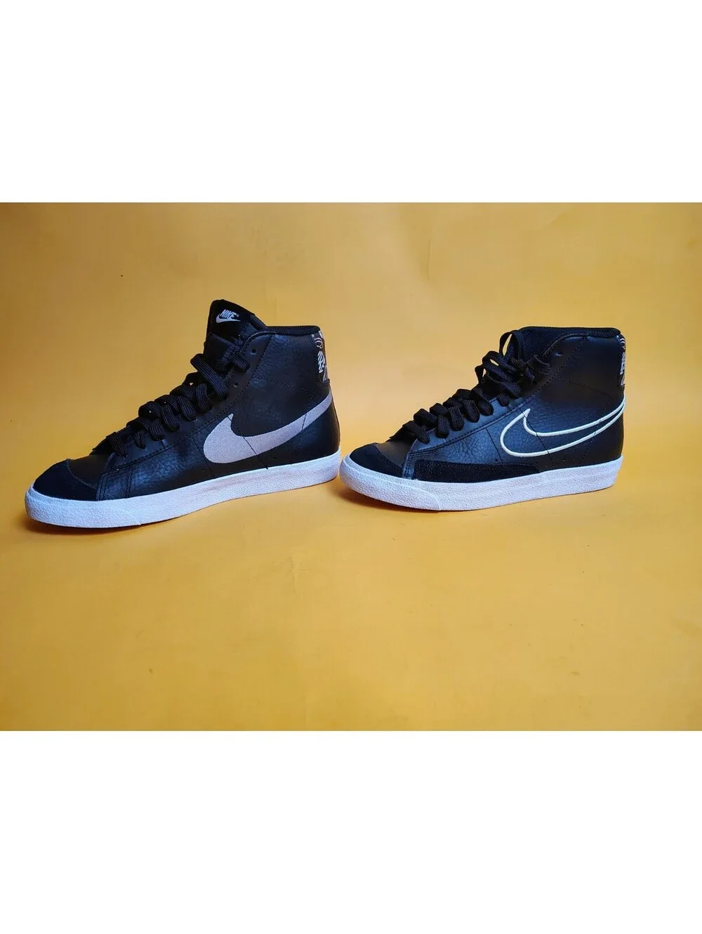 Nike Blazer Mid 77 SE Playful Fonts Black White GS 6.5Y Women 8 Shoes DJ0265-001